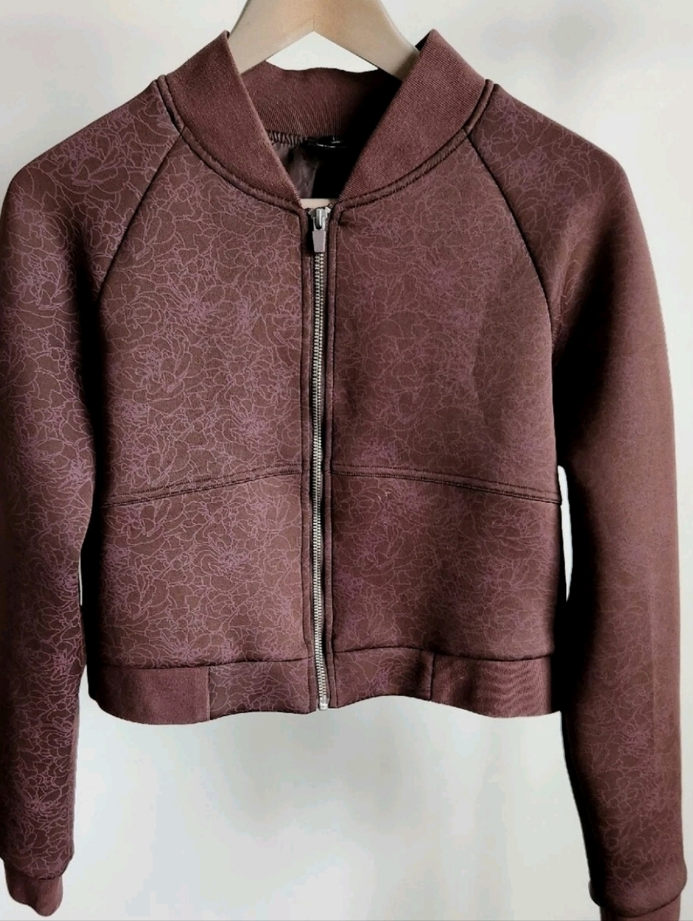 Balance Athletica Flight Full Zip Brown Floral Lined Crop Bomber Jacket! Size M - Picture 3 of 4